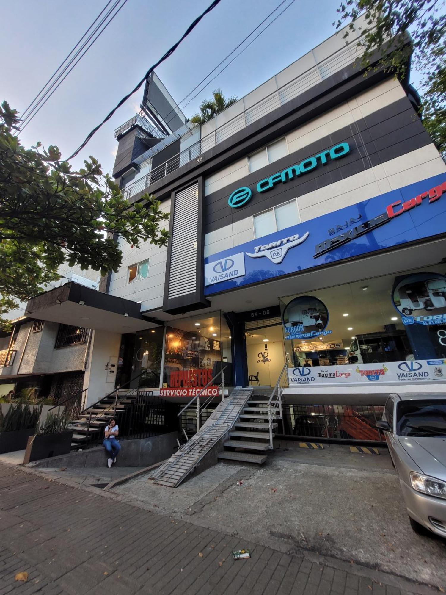 Hotel Med 33 Medellin Exterior photo